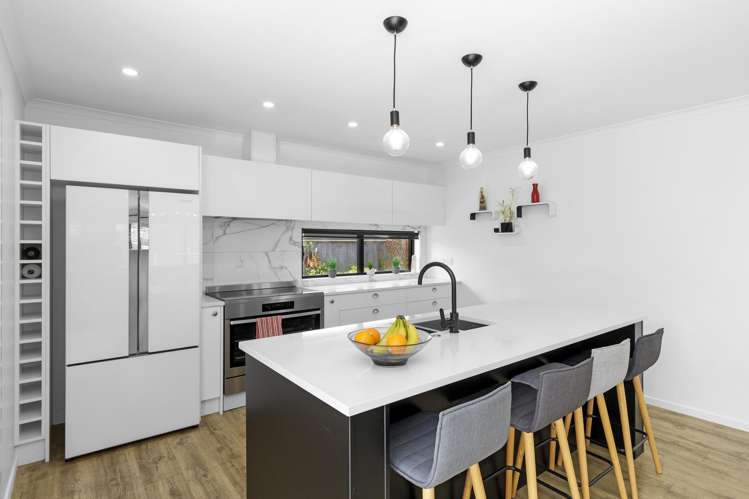 11 Poulson Grove Trentham_9