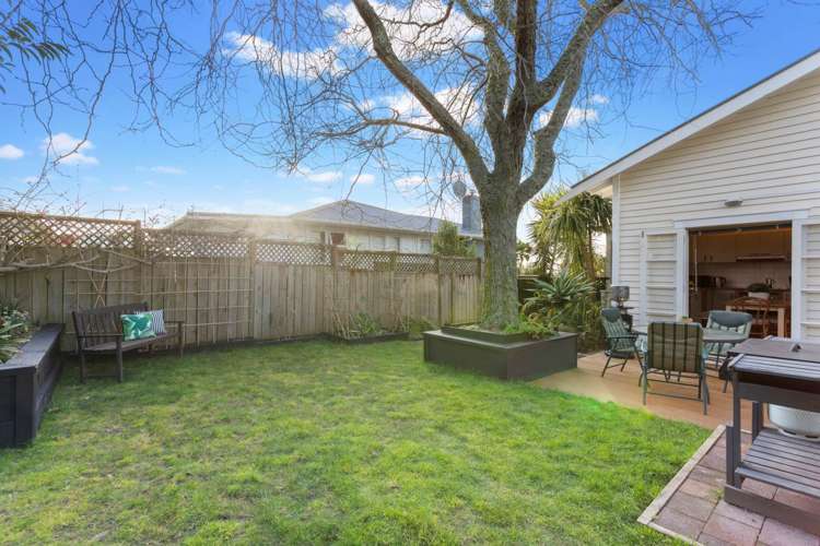 32 Monaghan Avenue Mount Albert_15