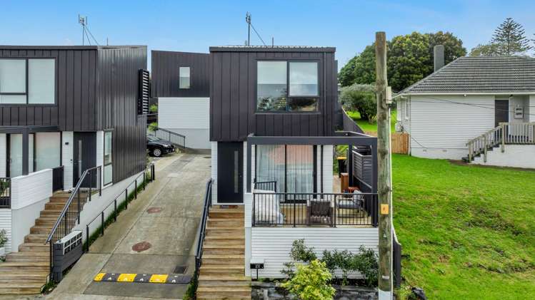 2/32 Leybourne Circle_0