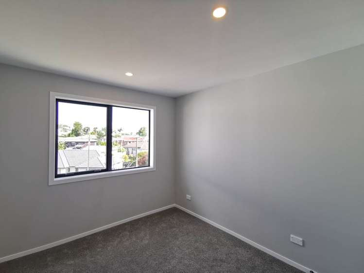 13E Windermere Crescent Blockhouse Bay_12