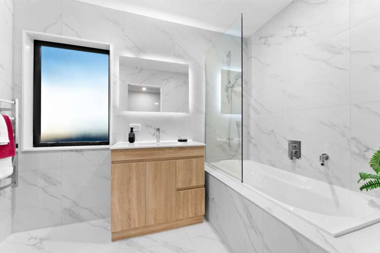 5 Taiororua Avenue Massey_15