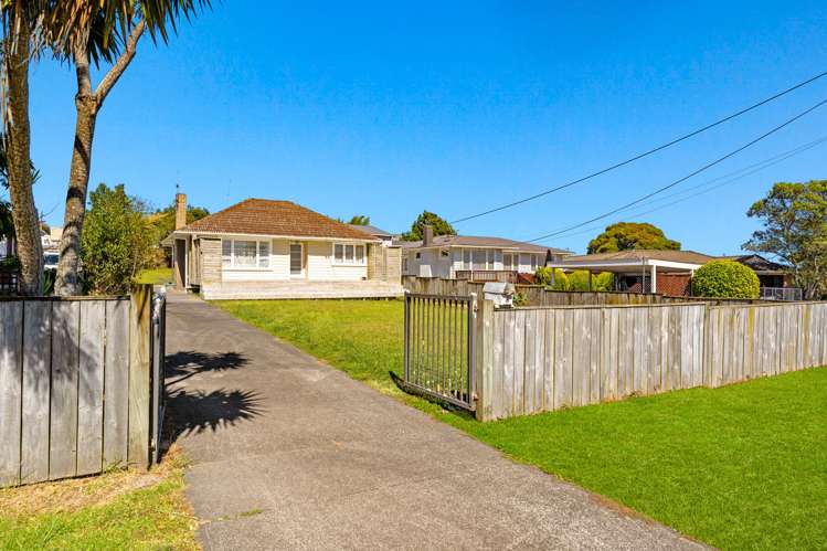 4 Duncan Avenue Te Atatu South_22