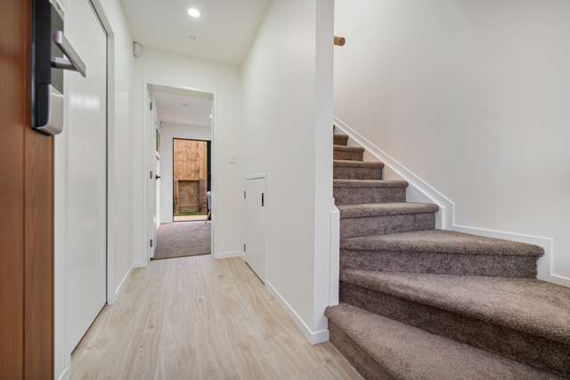 21f Laura Street Kelston_2