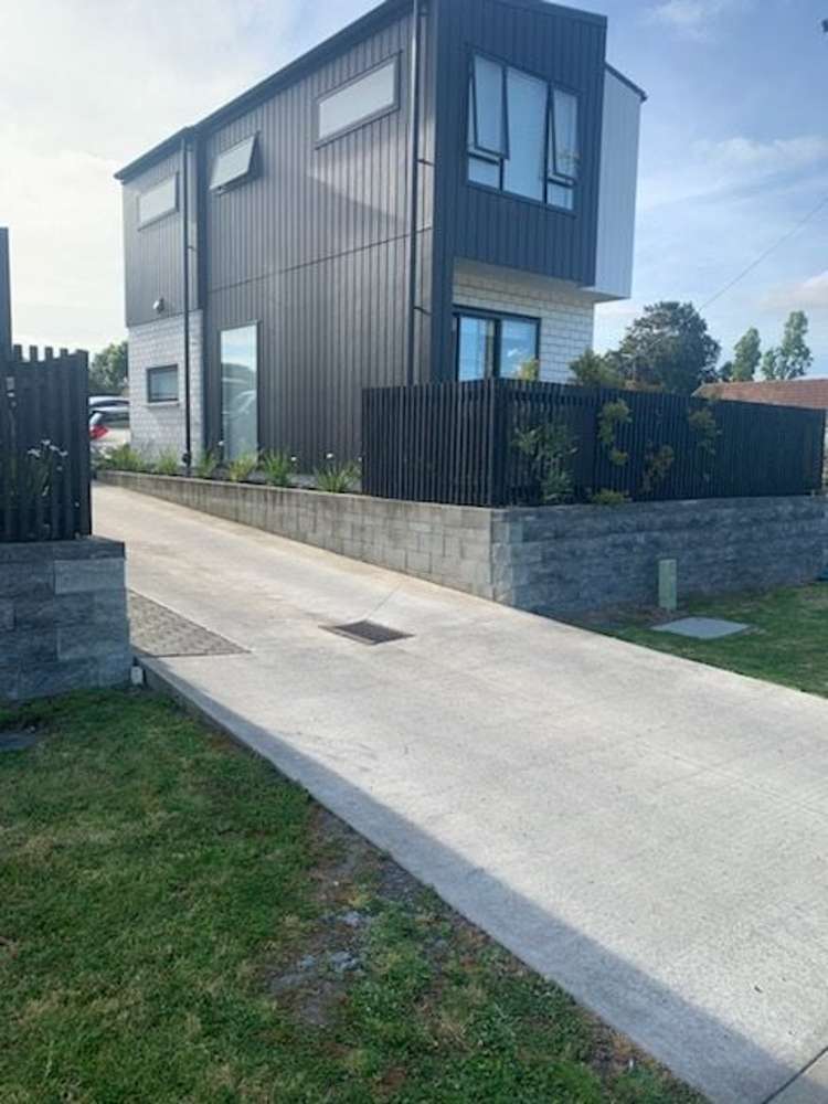 51 Neil Avenue Te Atatu Peninsula_1