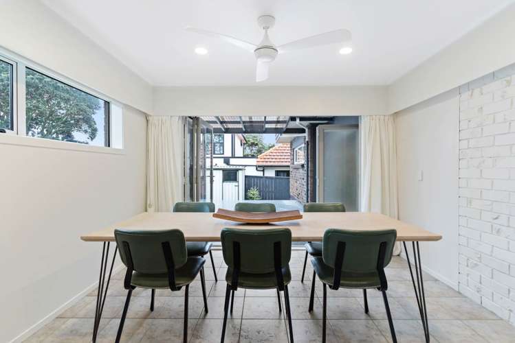 94 Pleasant Road Titirangi_14