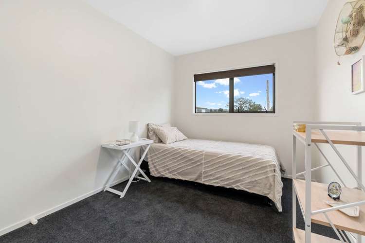 5/18 Yang Place Papakura_11