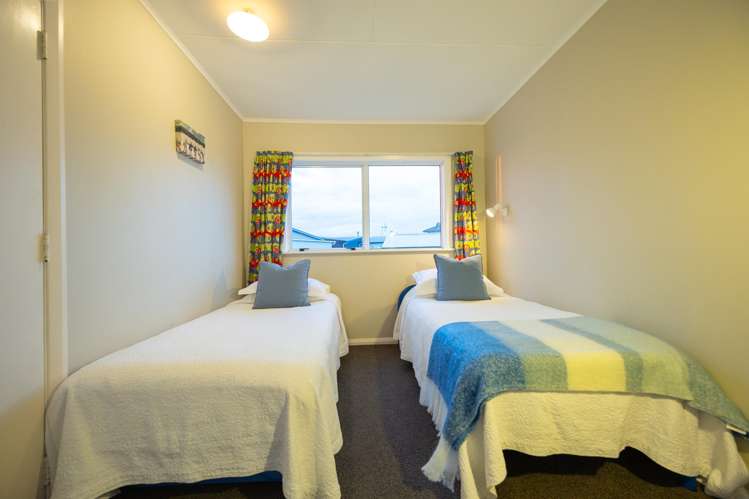 10 Marine Parade South Foxton Beach_17