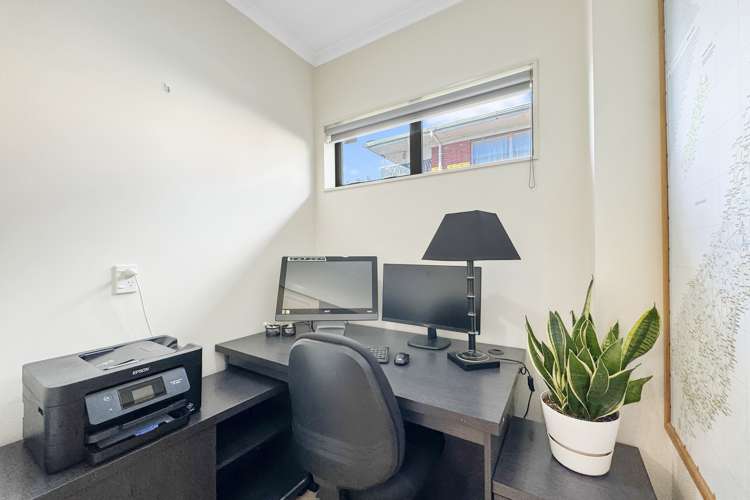 18a Hastie Avenue Mangere Bridge_11