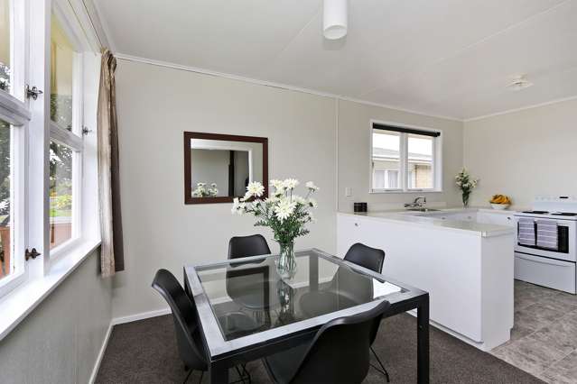 31 Deal Crescent Flaxmere_4