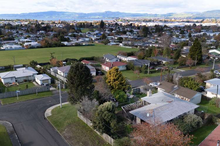 2 Inverness Road_0