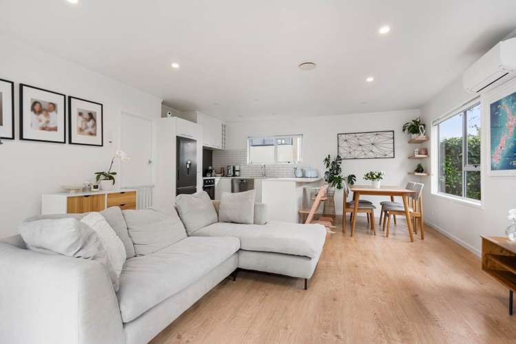 2/69 Paihia Road One Tree Hill_4