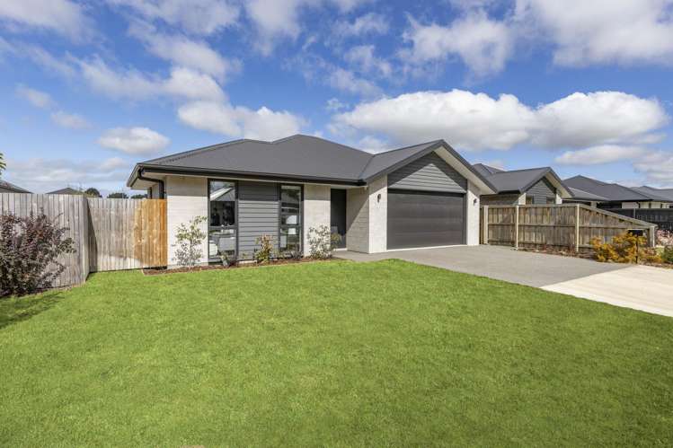 74 Quinn Crescent Woodend_22