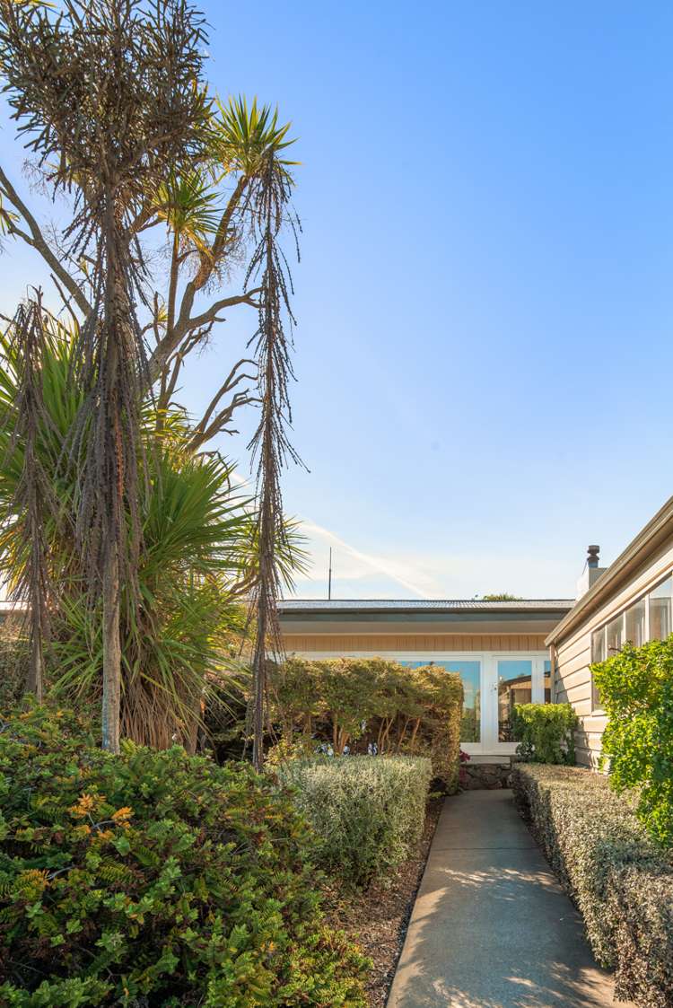 88 New Renwick Road Burleigh_24