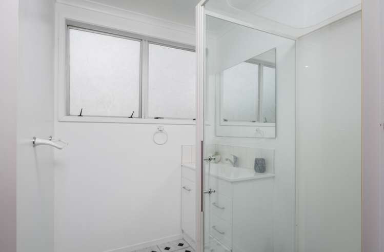 227 Tyndall Road Outer Kaiti_10