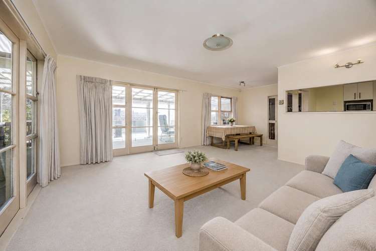 59 Archers Road_2