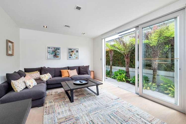 42a Glanville Terrace Parnell_9