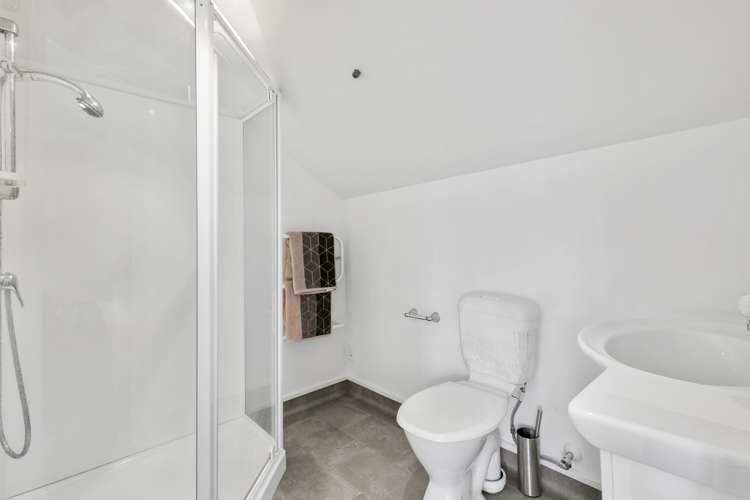 8/245 Adelaide Road Newtown_10