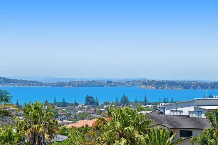 56 Waldorf Crescent Orewa_43