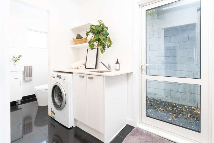 49 Bassett Road Johnsonville_17