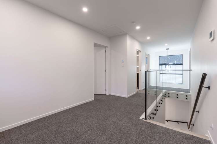 3/27 Mcleod Road Weymouth_7