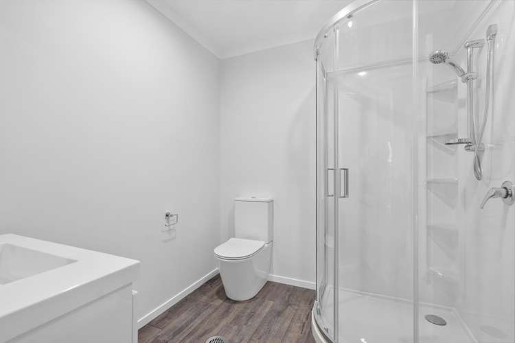 3/165 Knighton Road Hillcrest_6