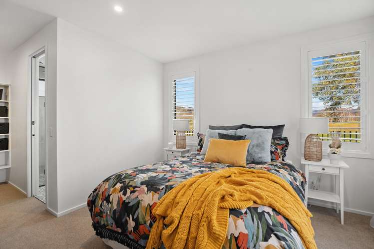 37 Wallis Drive Cromwell_11