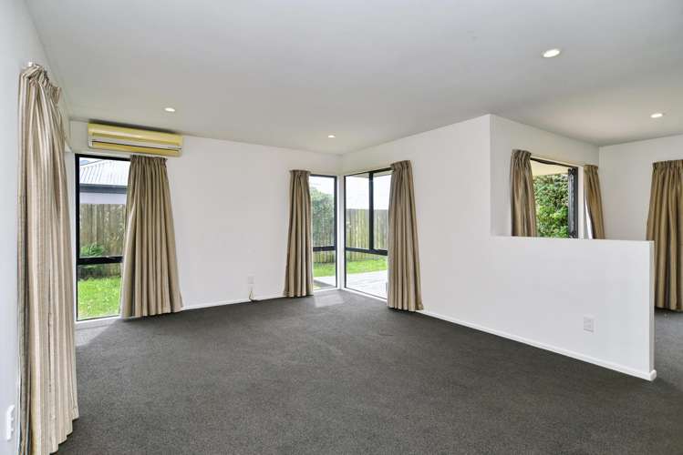 137 Kotuku Crescent Woolston_12