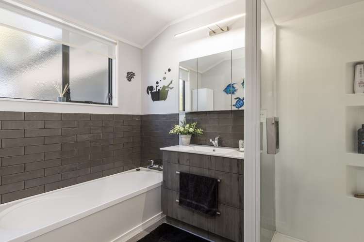 142 Maxwell Road Redwoodtown_11