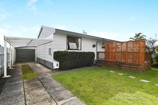 Perfect Blend of Comfort & Open-Air Living