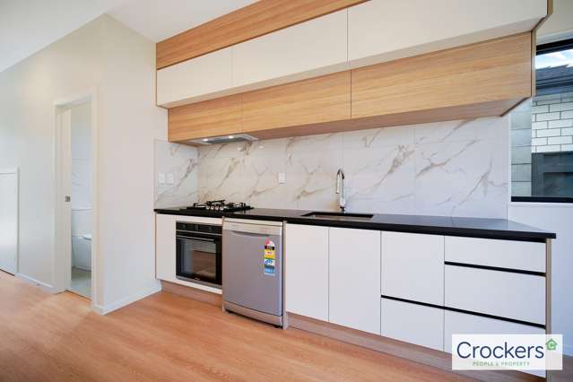 83C Russell Road 10686_3