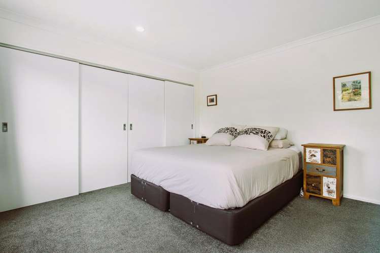 13 Pooks Road Ranui_9