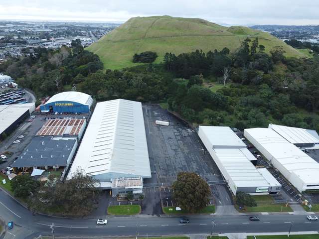 50 Morrin Road St Johns_2