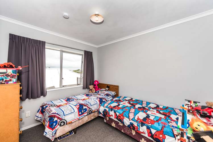 26 Pointon Glade Grandview Heights_7