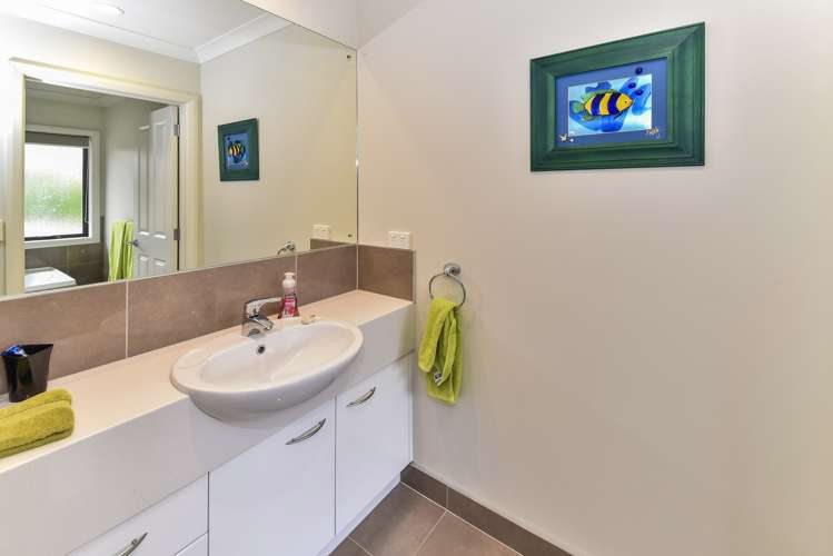 2 Church View Road Waiau Pa_7