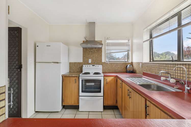 3 Centreway Road Orewa_5
