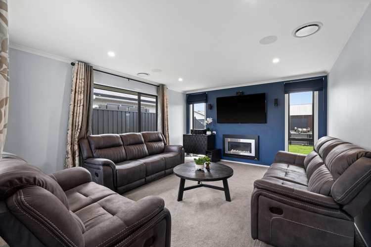 29 Hikawera Drive Frimley_17