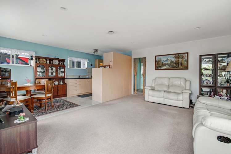 1 Ngahere Views Orewa_26