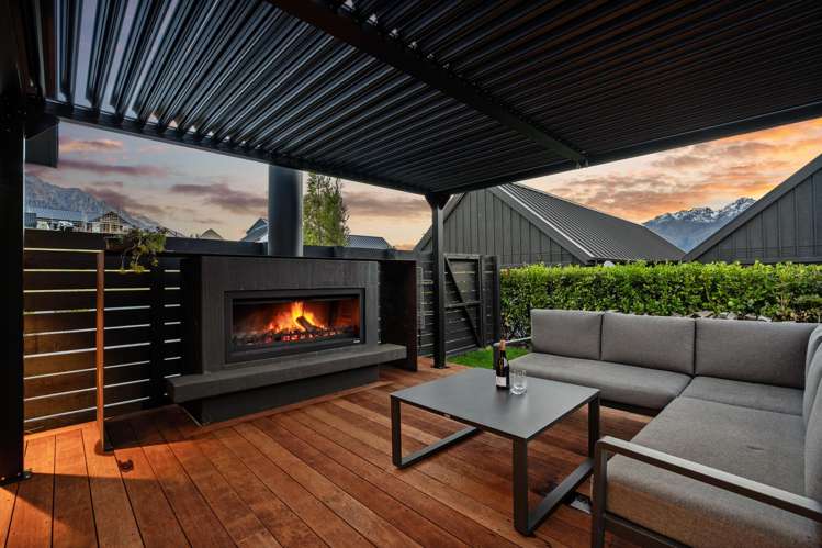 28 McAdam Drive Jacks Point_21