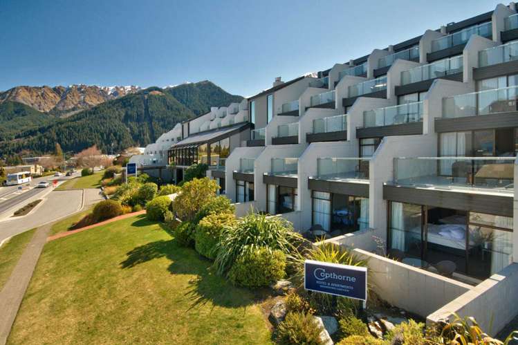 Unit 480 Copthorne Lakeview, 88 Frankton Road_3