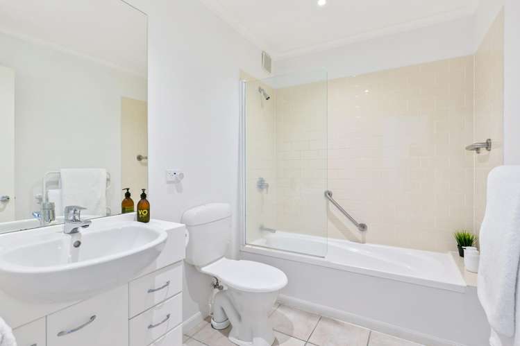 3/148 Evans Bay Parade Roseneath_15