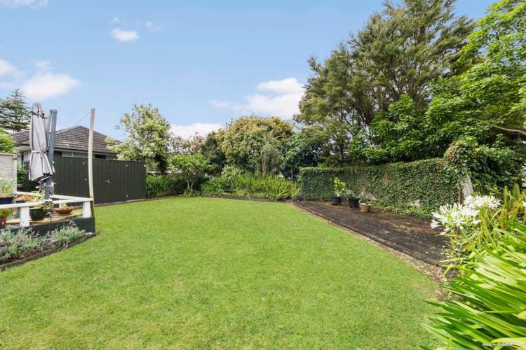 25 Moor Avenue Te Atatu Peninsula_5