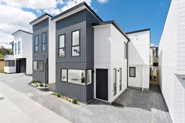 Standalone Spacious 4-Bedroom + Study