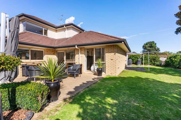 11 Greta Banks Place Wattle Downs_13