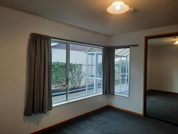 2/12 Lagan Street Belfast_11