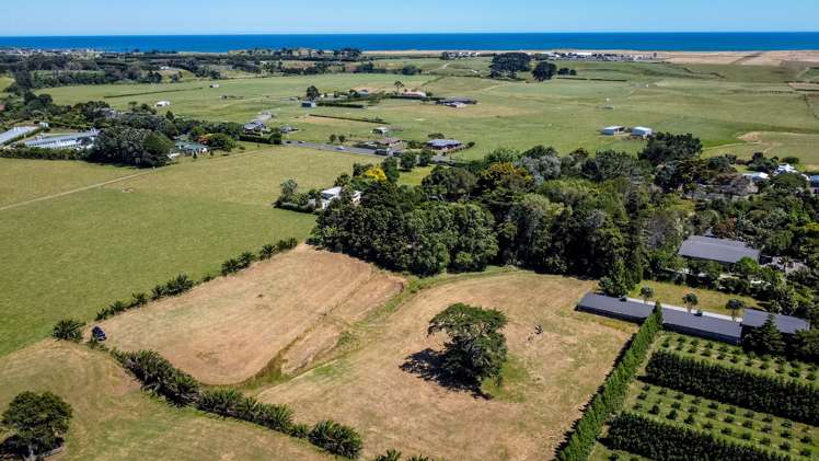 1252 Devon Road Sentry Hill_13