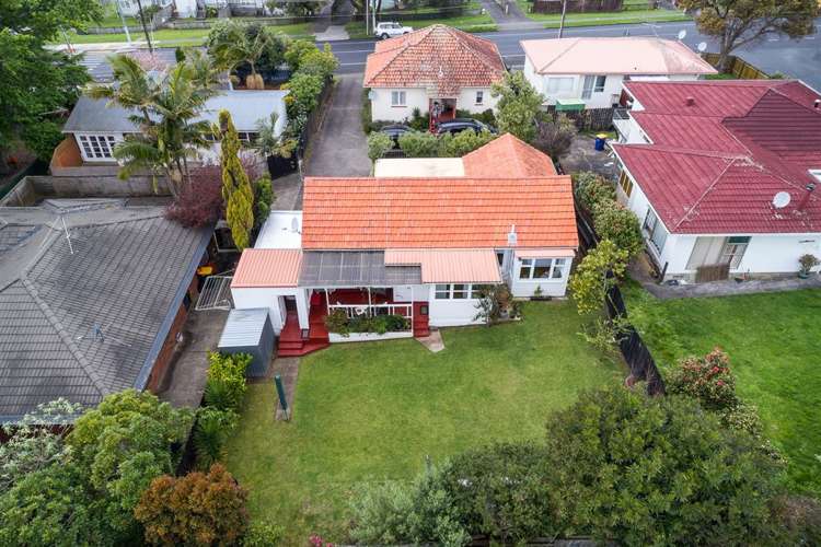 1/180 Lake Road Northcote_16