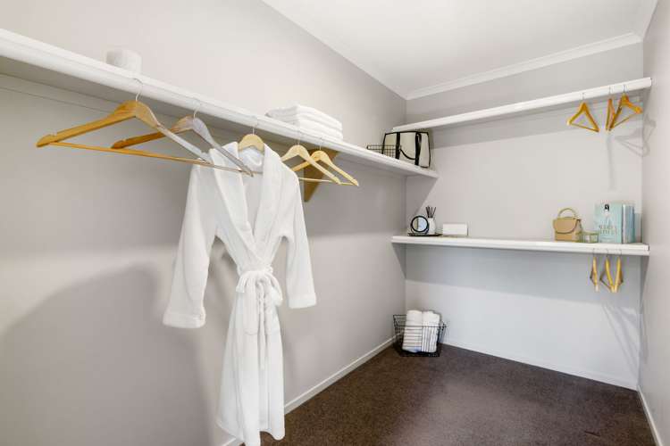 7 Heathfield Avenue Huntington_13