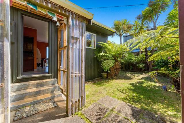 11 Te Ahuahu Road Piha_4