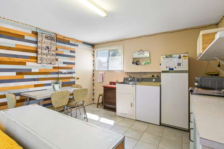 201B The Square Whangamata_6