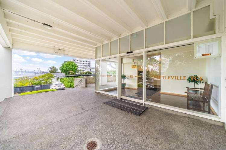 3B/19 Cottleville Terrace Thorndon_1